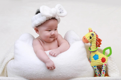 昌都宝宝几个月翻身